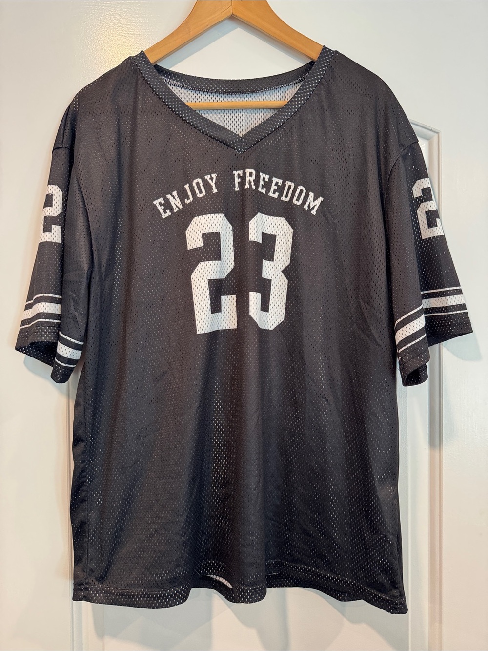 Black 'Enjoy Freedom' 23 Mesh Sports Jersey Size 2